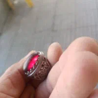 انگشتربانگین سرخ|بدلیجات|بافت, |دیوار