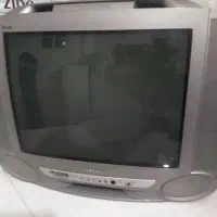 تلویزیون و دستگاه دیجیتال در حد نو