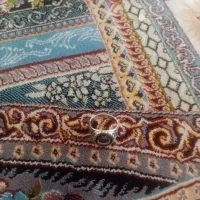 یک عدد انگشتر به فروش میرسد