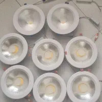چراغ cob سقفی تو کار آفتابی