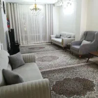 آپارتمان 84 متر+12متر حیاط و 2 انباری پارکینگ