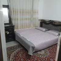 آپارتمان همکف دوخواب|اجارهٔ کوتاهمدت آپارتمان و سوئیت|مشهد, شیرودی|دیوار