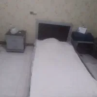 تخت و پا تختی|تخت و سرویس خواب|اصفهان, ارداجی|دیوار