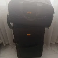 چمدان و ساعت