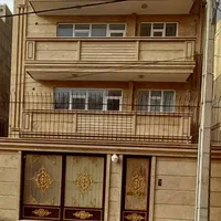 آپارتمان و حیاط ۲ طبقه ، اندیشه