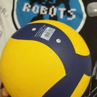 توپ فوتسال و والیبال|ورزشهای توپی|شاهینشهر, فردوسی|دیوار