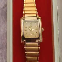 ساعت زنانه نو فقط یه بار پوشیدم رنگ ثابت|ساعت|شیراز, رازی|دیوار