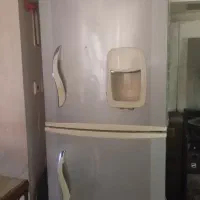 یخچال فروشی