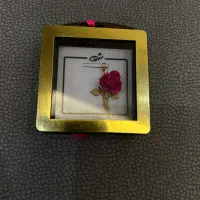 آویز طلای گل کادویی جعبه چوبی