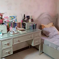 سرویس خواب جوان|تخت و سرویس خواب|اندیشه, اندیشه فاز ۵|دیوار