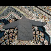 کاپشن|لباس|اسفراین, |دیوار