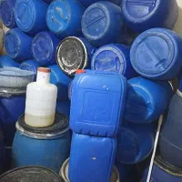 دبه|ظروف نگهدارنده، پلاستیکی، یک‌بارمصرف|مرودشت, ابوذر شمالی‎|دیوار