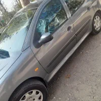 ۲۰۶ مدل ۸۵ تیپ ۳ شرایط هم میدم چت جواب نمیدم