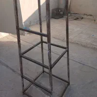 چهار پایه آهنی نو