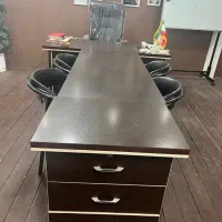 میز کنفرانس ۴ نفره قابلیت ۶ نفره