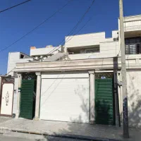 ساختمان آپارتمان  دو طبقه