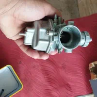 کاربراتور ۲۰۰ سالم .|قطعات یدکی و لوازم جانبی|رشت, سعدی (تختی)|دیوار