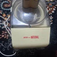 آبمیوه گیری ناسیونال