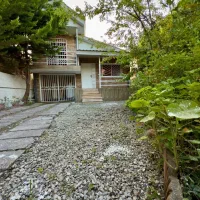 نیم-پلوت-5-سال-ساخت-دیوار-بلند