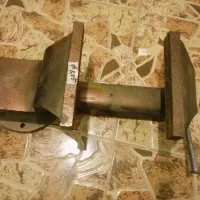 گیره رومیزی ۱۸۰ فولادی مارک ذوب ریزان گیرپا