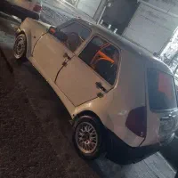 نیو پی کی سفید