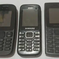 سه عدد گوشی ازسمته راست اولی دومی سالم سومی تعمیر