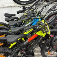 دوچرخه سایز ۲۰ و اسکوتر برقی|دوچرخه، اسکیت، اسکوتر|شیراز, دروازه اصفهان|دیوار