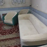 مبل راحتی ترکیب سبز درباری و کرم|مبلمان خانگی و میز عسلی|قم, شهر قائم|دیوار