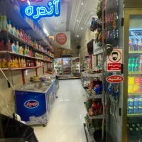 اسنخدام‌ خانم برای فروشگاه پروتئین