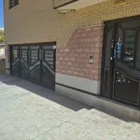 دوطبقه دربست دونبش مولانا 3|فروش خانه و ویلا|صدرا-فارس, فاز ۱|دیوار