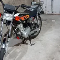 موتور سیکلت رایکا