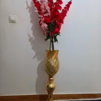 گل و گلدان