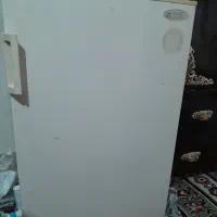 یخچال بخاری و ساعت ایستاده