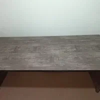 میز مدیریت و اداری یا کنفرانسی