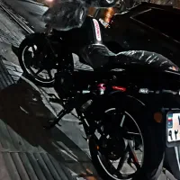 جویای کار با موتور بنلی
