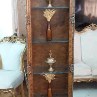 دکوری کتابخانه یا جای لوازم برقی