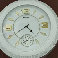 ساعت دیواری