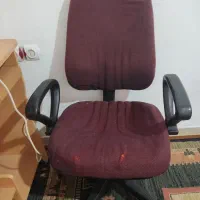 صندلی اداری کارکرده
