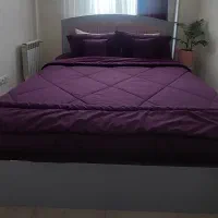 تخت خواب دو نفره با میز ارایشی و آینه