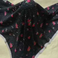 روسری پلیسه گل دار