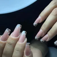 کاشت ناخن و آموزش تخصصی|خدمات آرایشگری و زیبایی|قم, نیروگاه|دیوار