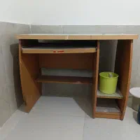 میز کامپیوتر و تحریر