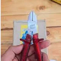 انبر کلکسیونی المانی|کلکسیون اشیاء عتیقه|بندر انزلی, آذربایجان|دیوار