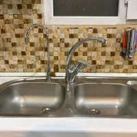 سینک دو لگنه کاملا سالم در حد نو با شیر و صفحه AGT