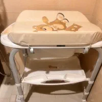 وان و صندلی تعویض پوشک کودک