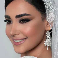 خدمات و آموزش میکاپ ، شنیون ،آرایش صورت|خدمات آرایشگری و زیبایی|مشهد, فردوسی|دیوار