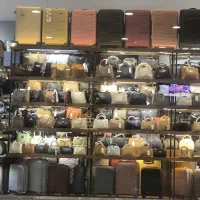 فروشنده کیف