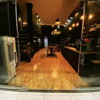 فروش-مغازه-تجاری-70-متری-تک-برگ-بر-خیابان-اصلی
