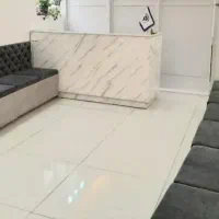 مبلمان ۱۰ نفره شیک و سالم همراه کمد مخفی جادار