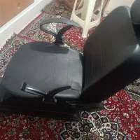 یک عدد صندلی طرح برقی|آرایشگاه و سالنهای زیبایی|محمدشهر, محمدشهر|دیوار